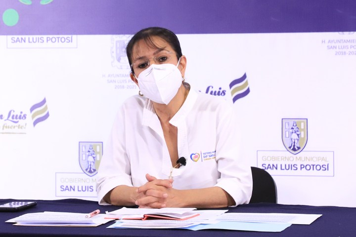 ADRIANA URBINA DIR. DIF MPAL 2